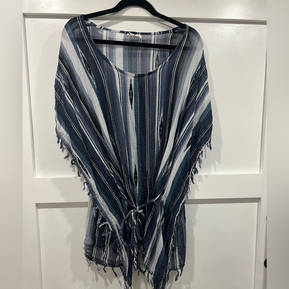 Lagaci beach cover up - Picture 2 of 6